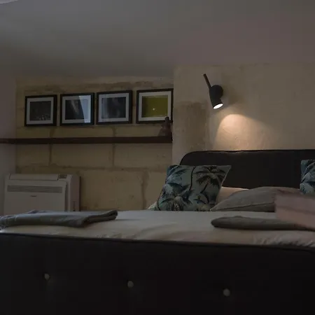 Bed & Breakfast Les D'agmara *